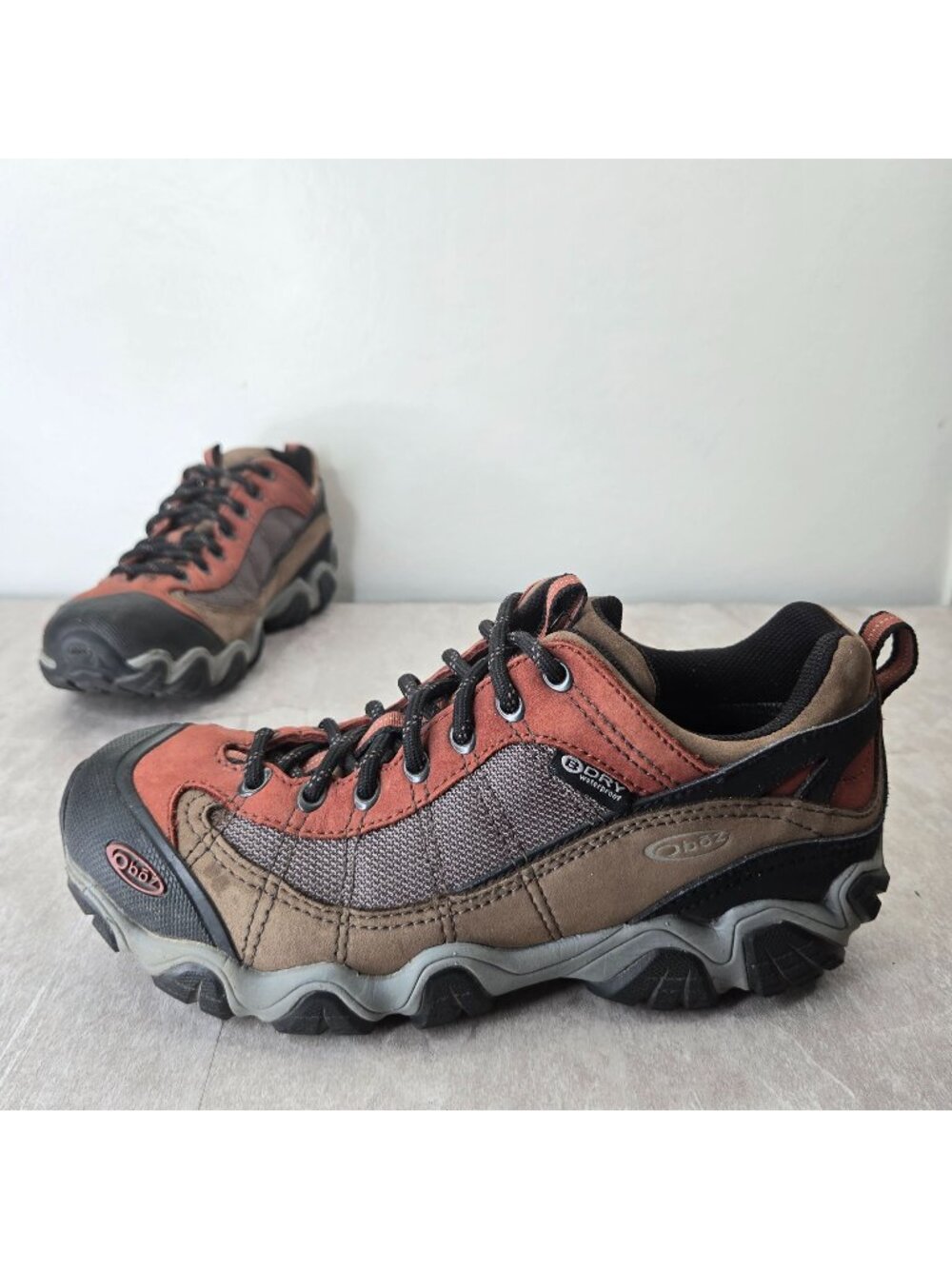 Oboz Waterproof Hiking Shoe Boot Mens Size 7.5 Outdoor Trail Lace Up Sneakers